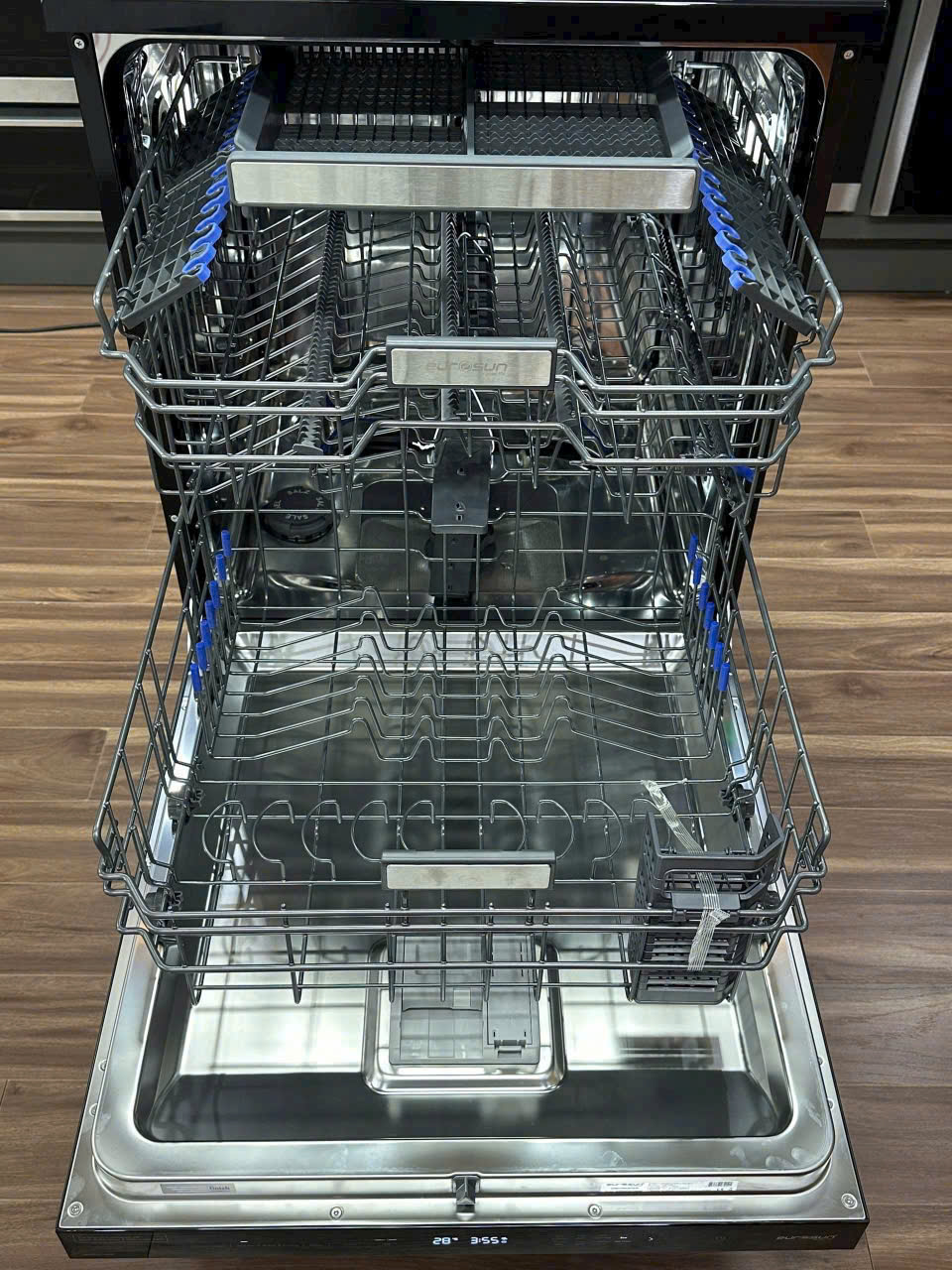 Máy rửa bát Eurosun 16 bộ Seri 8