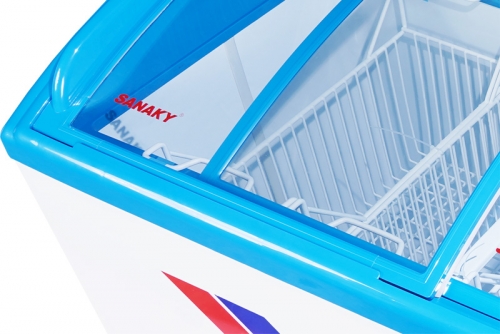 Tủ đông kính cong Sanaky 480l Inveter