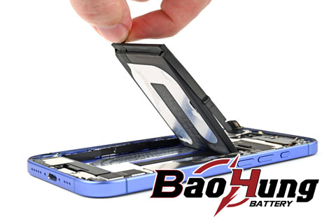 Hướng Dẫn Tháo Pin iPhone 16 Bằng Pin 9V – Dễ Dàng, An Toàn Và Hiệu Quả