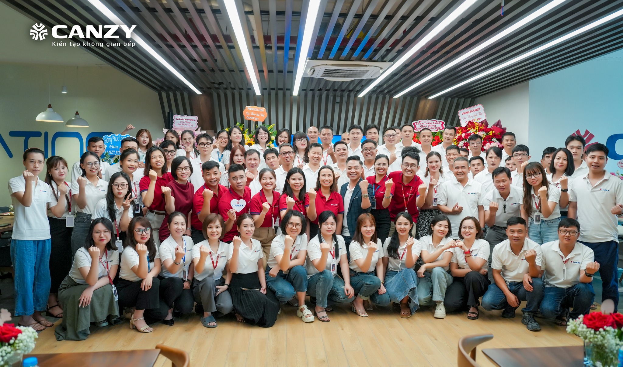 Thắp lửa tuổi 18 - Đổi mới để vươn xa