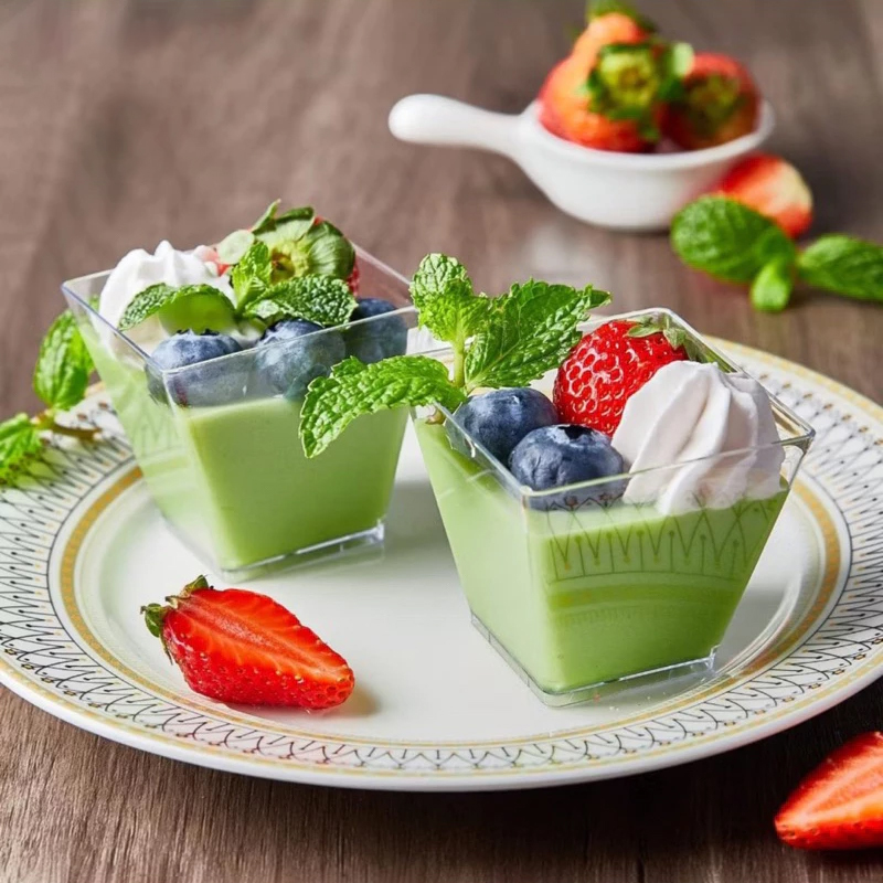 Ly Nhựa Hình Thang Đựng Bánh Mousse