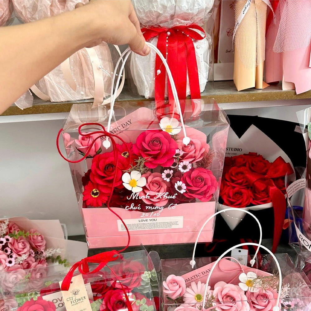 Hộp Mica Có Quai Xách Nhựa Trắng Cắm Hoa, Đựng Quà Tặng