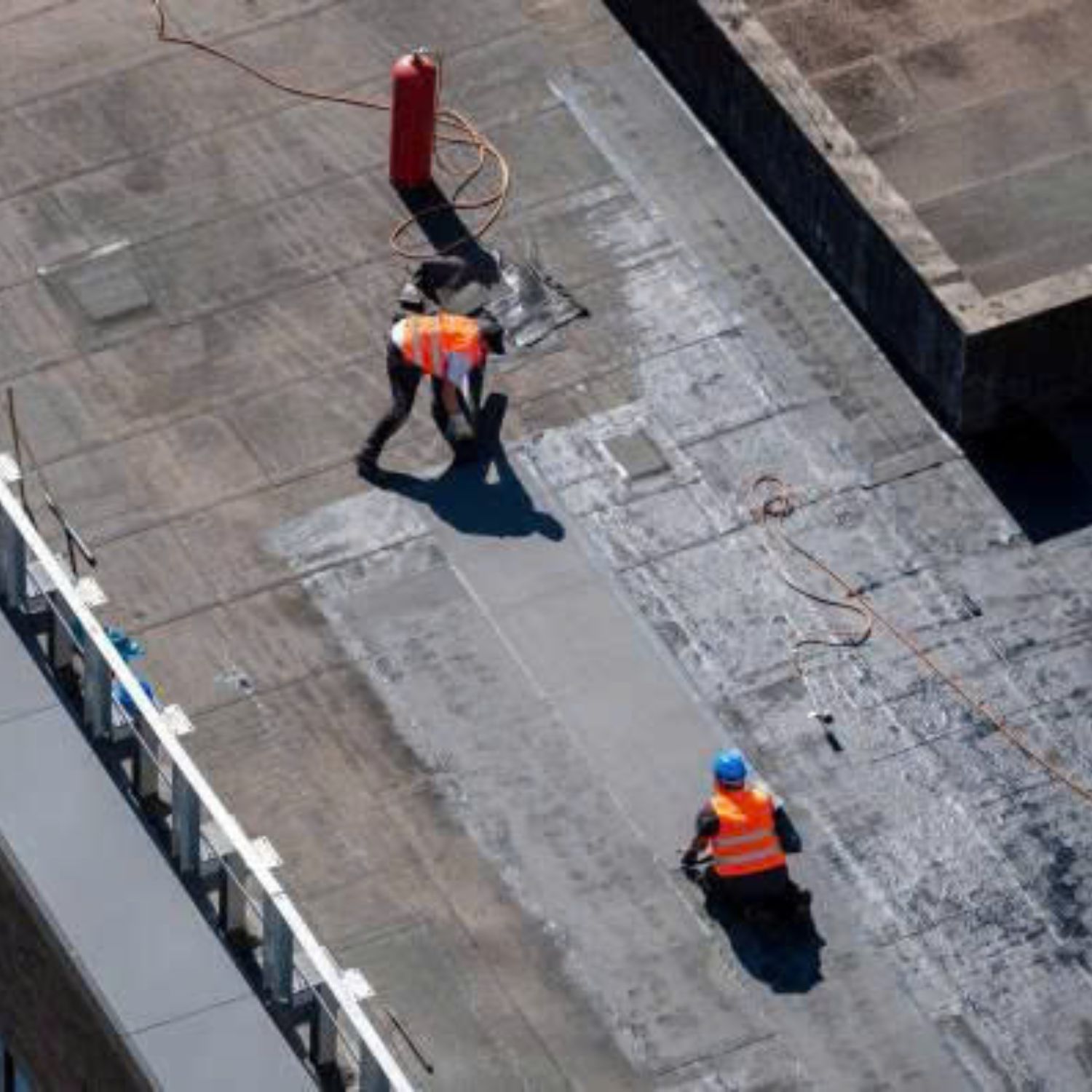 Chống thấm mái nhà bạn bằng Roof Shield đến từ Jorakay Thái Lan