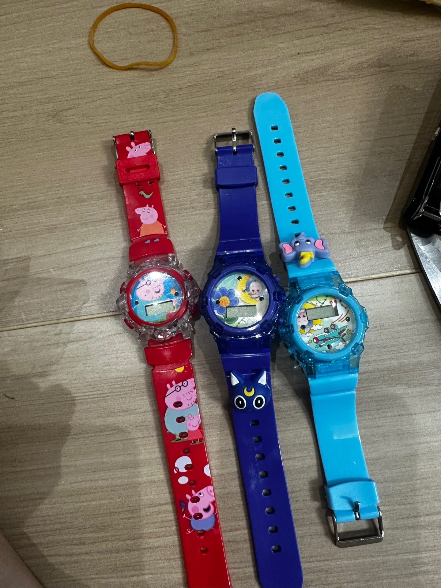 Đồng Hồ Có Đèn Không Số