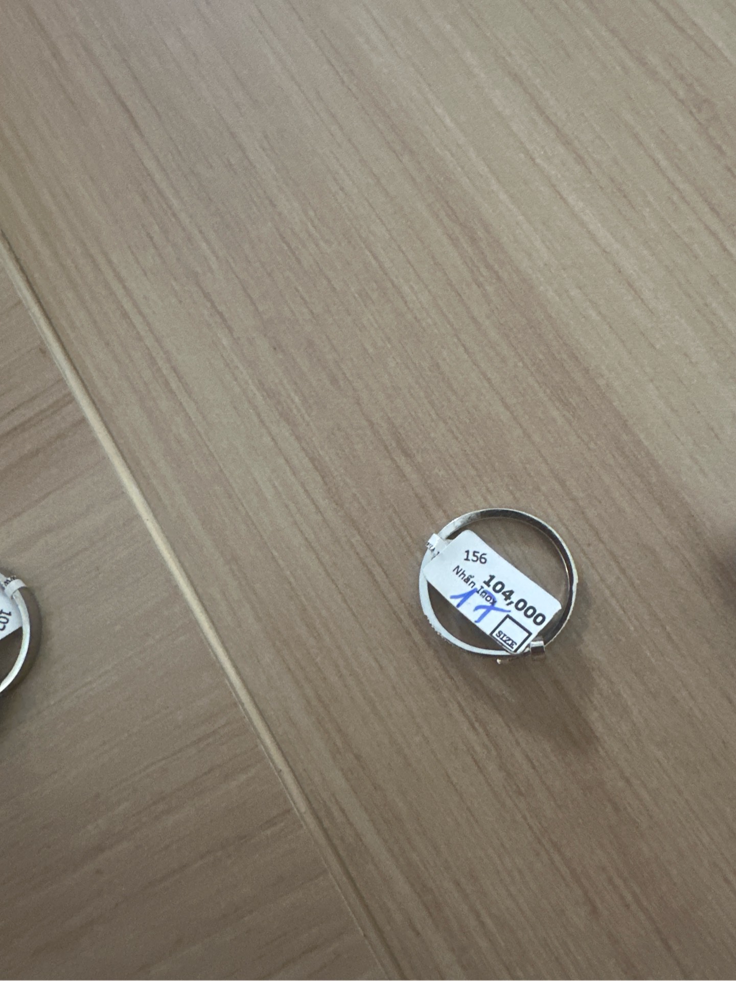 Nhẫn Inox