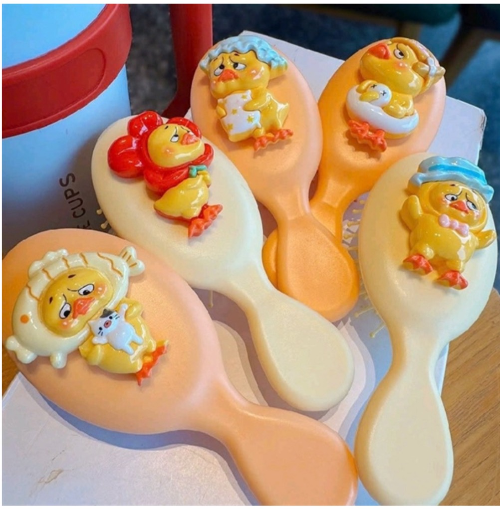 Lược Vàng Charm Vịt