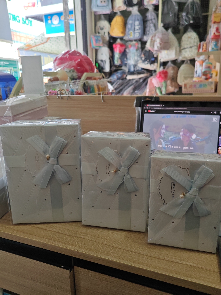 22.5x16x9.5cm Hộp Quà Cao Cấp