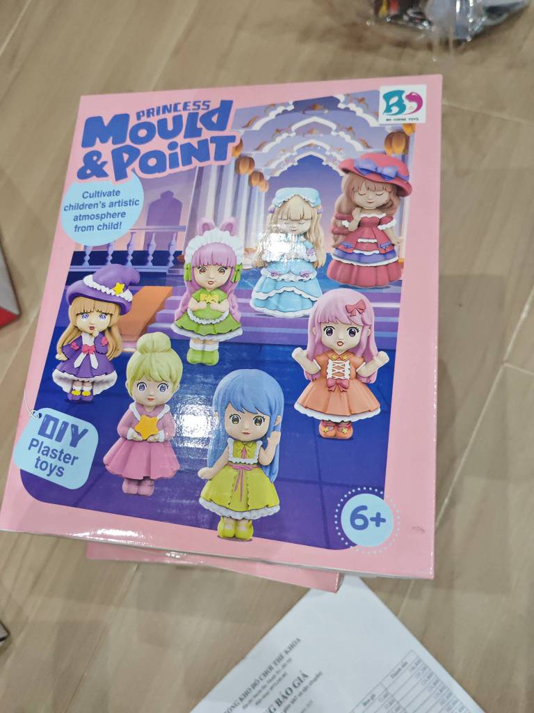 Tô Tượng Bé Gái