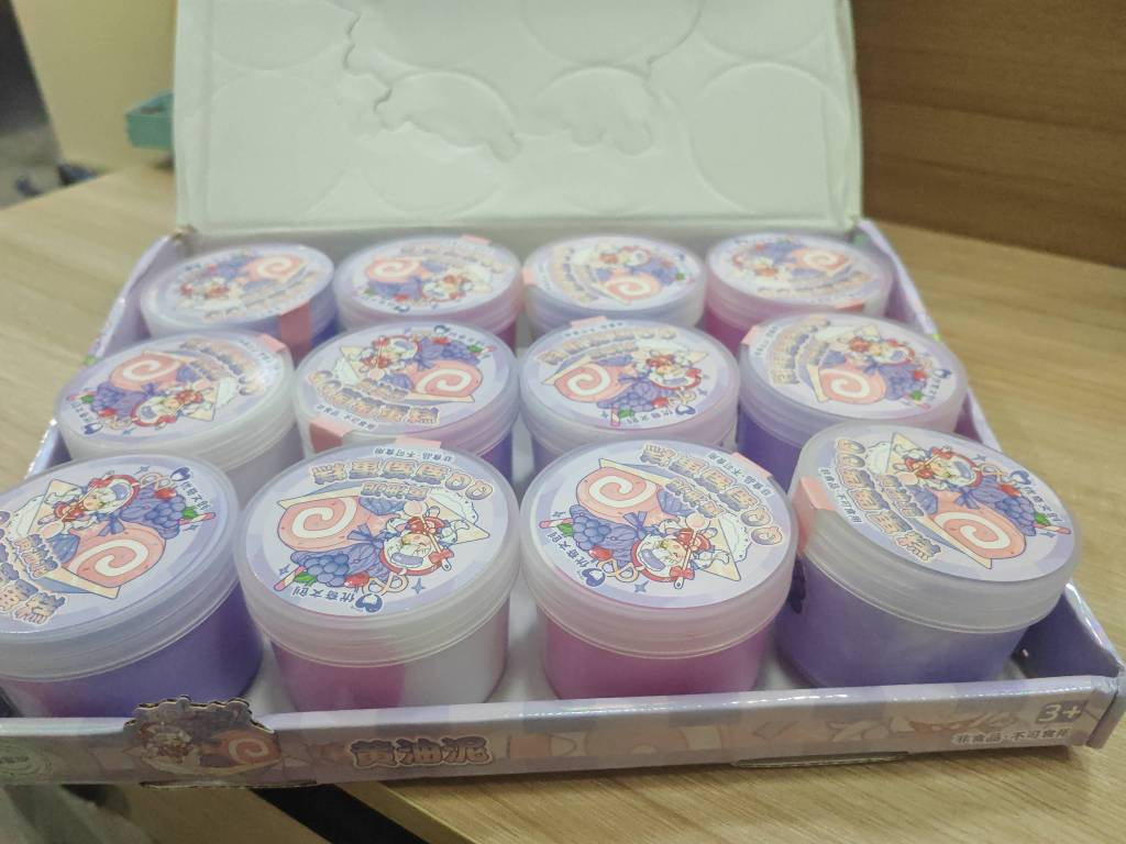 Slime Bánh Cuộn
