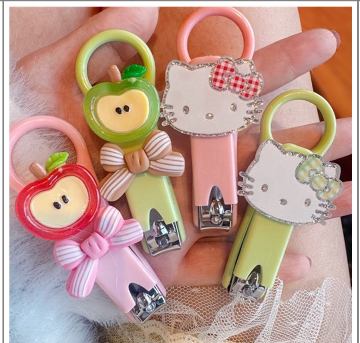 Cắt Móng Táo Kitty