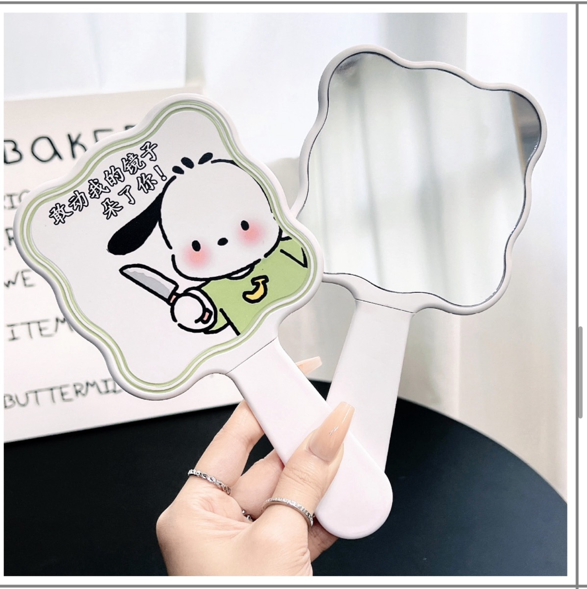 Gương Lược Cầm Tay 2in1