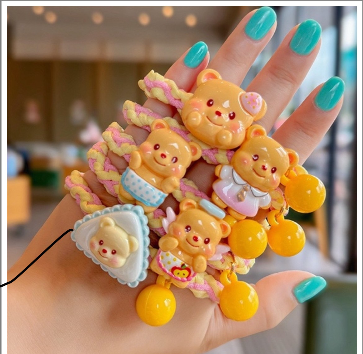 Cột Tóc Charm Cứng