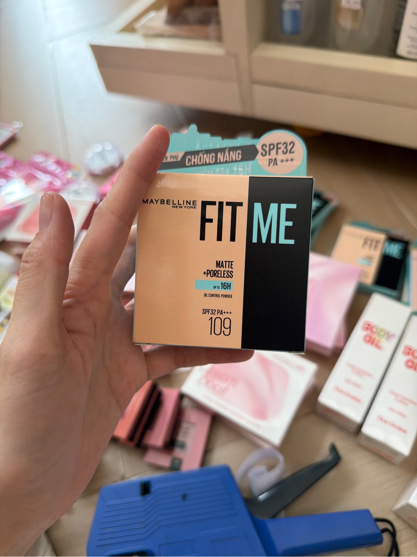 [Tone 109] Phấn Nén Kiềm Dầu Maybeline