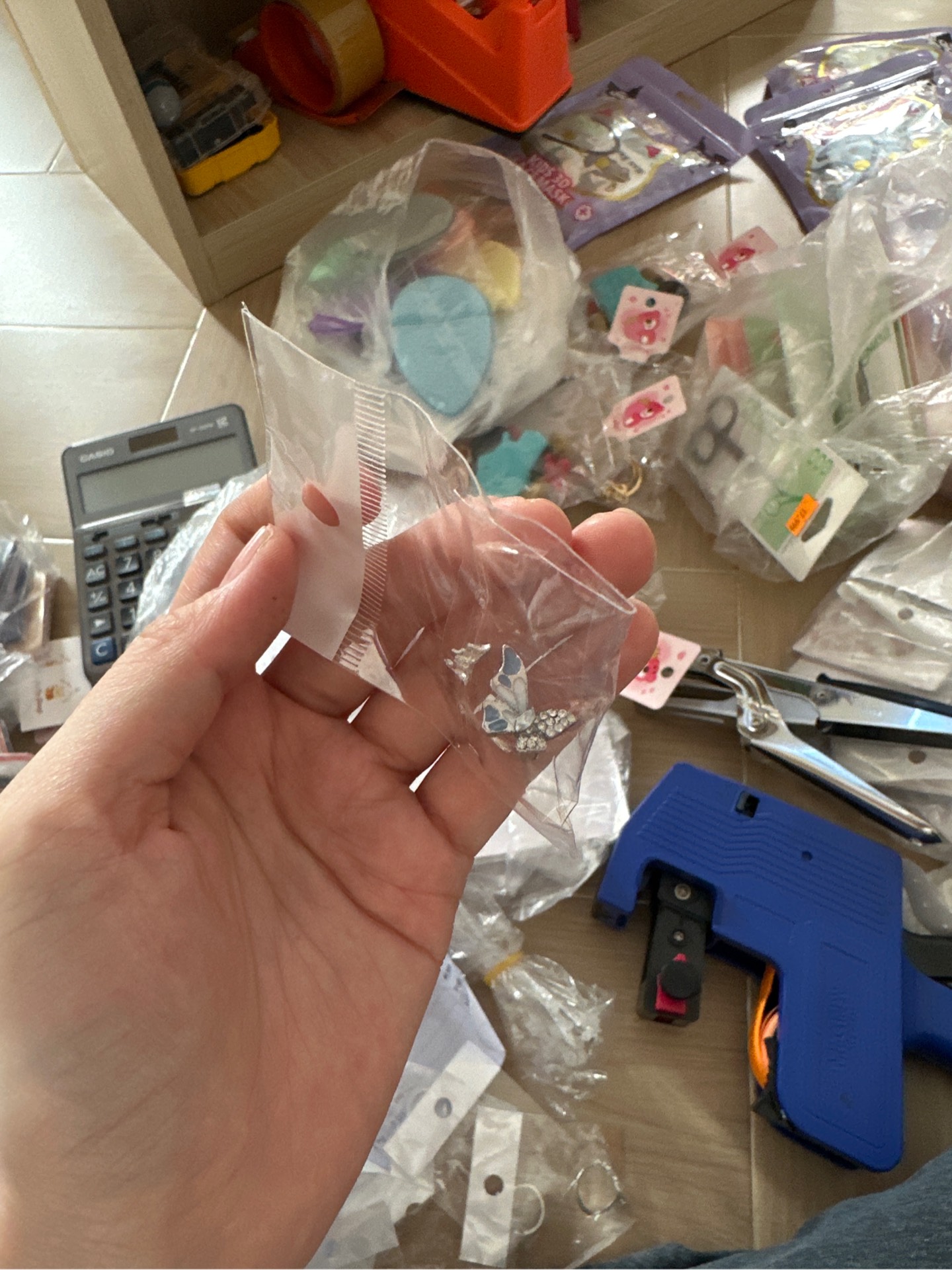 Nhẫn Bướm Đôi