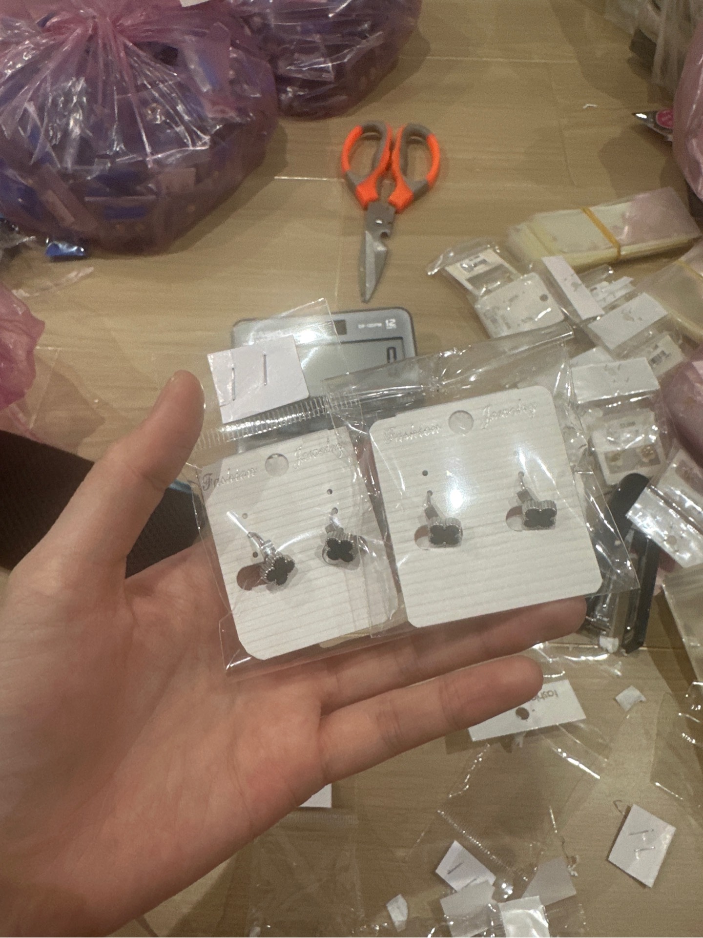 Bông Inox Cỏ 3 Lá