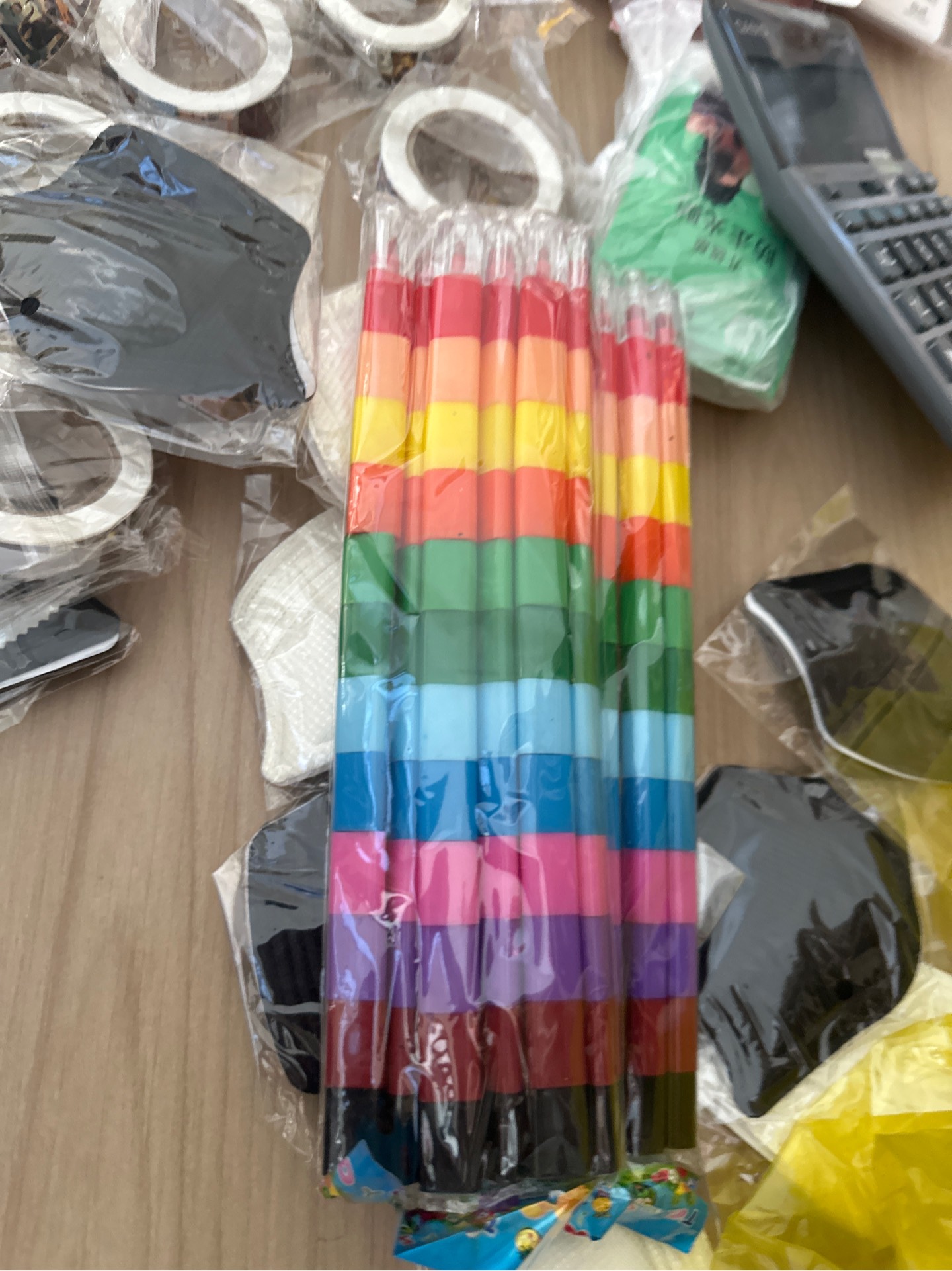 KLT [12 Màu) Bút Màu Sáp