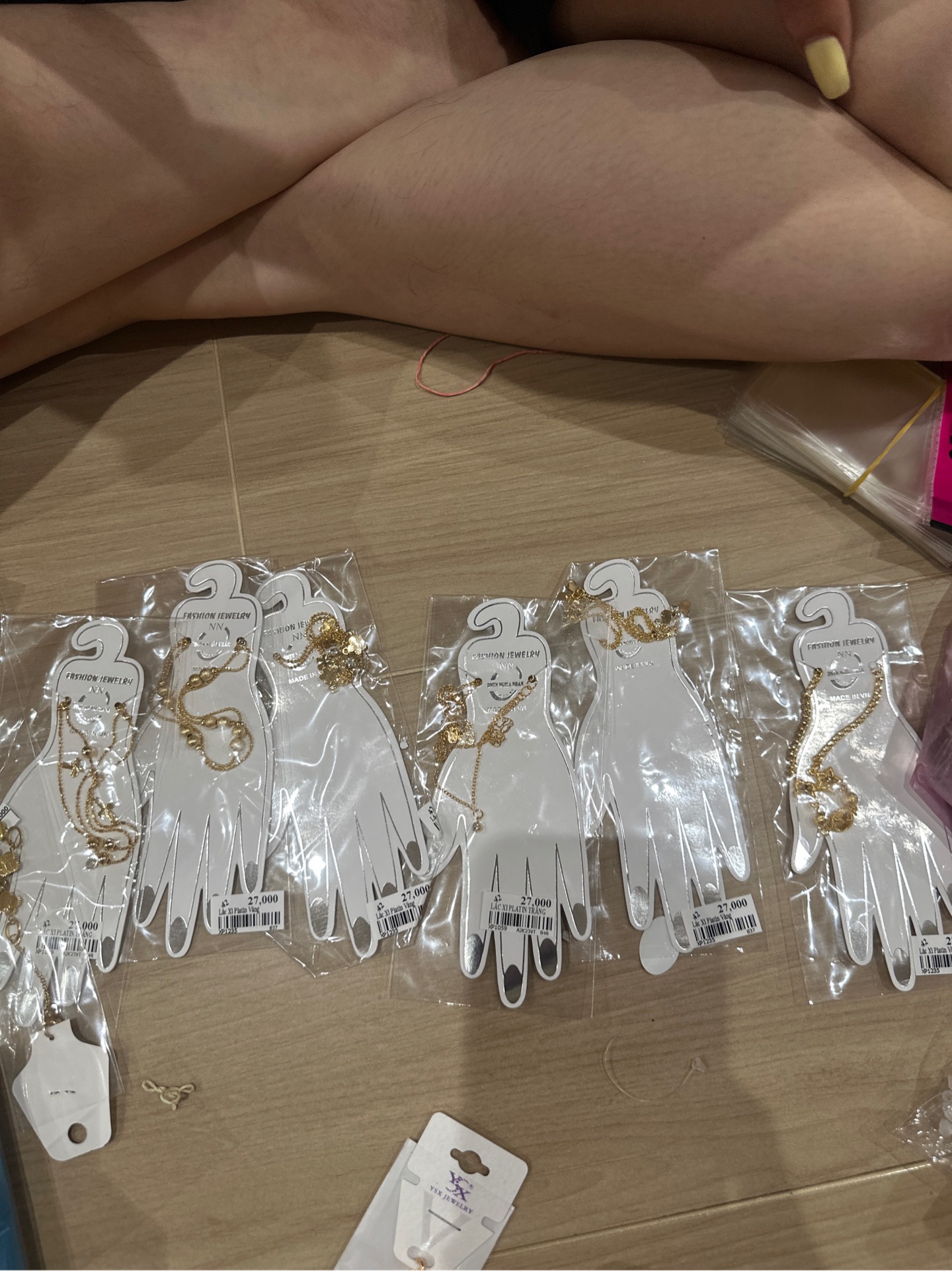 Lắc Tay Xi Plantin Vàng