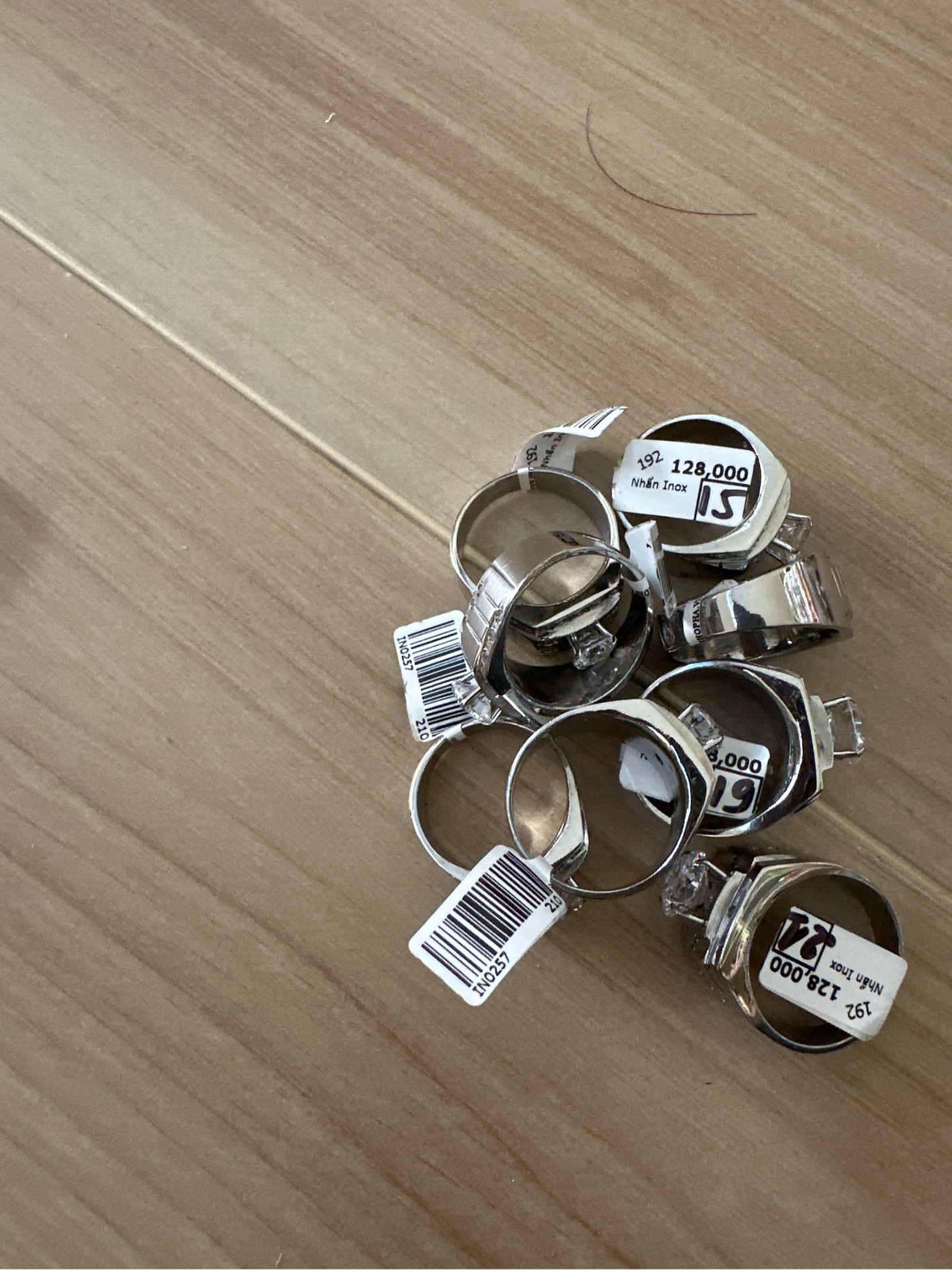 Nhẫn Inox