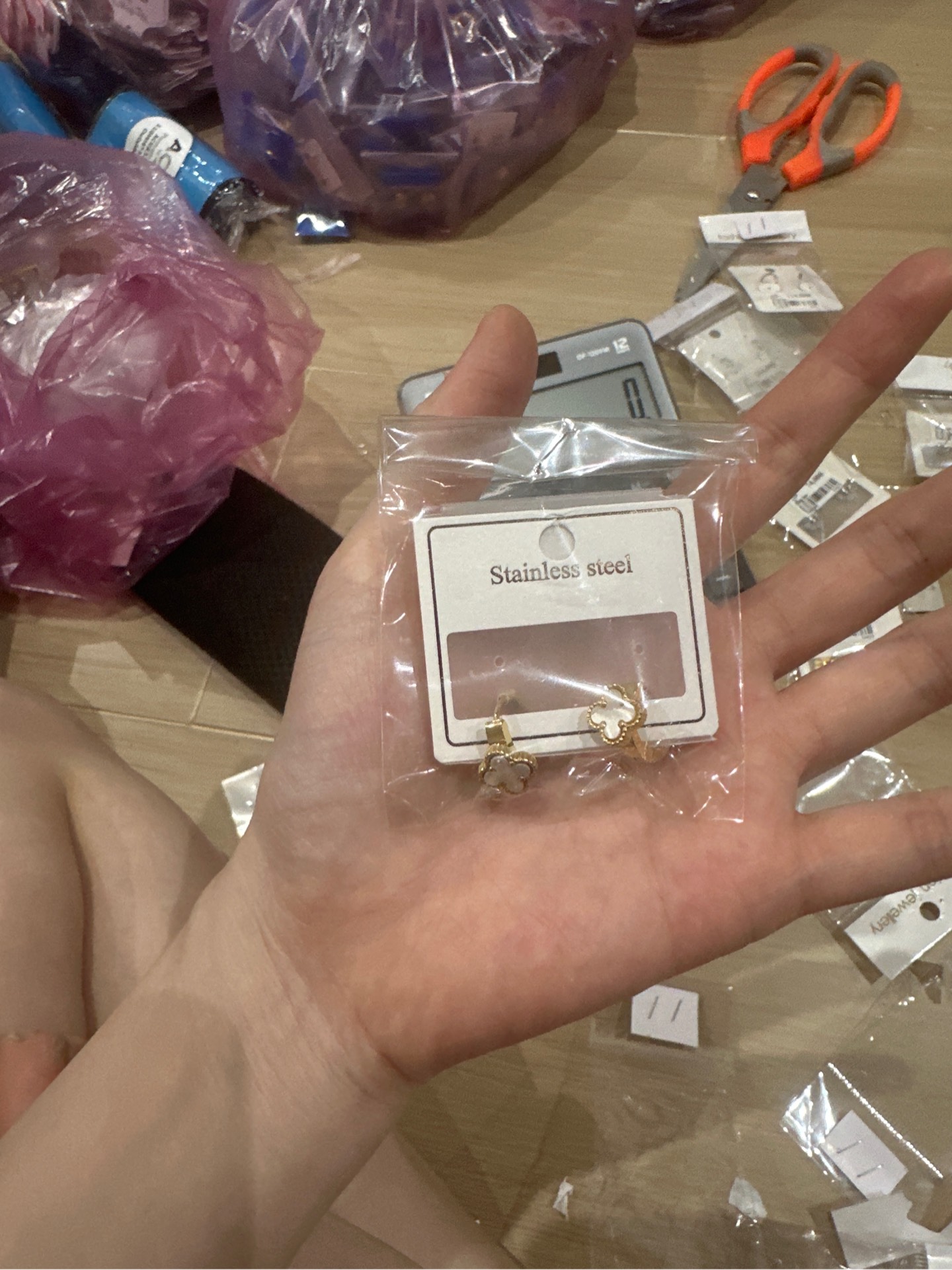 Bông Inox Cỏ 3 Lá