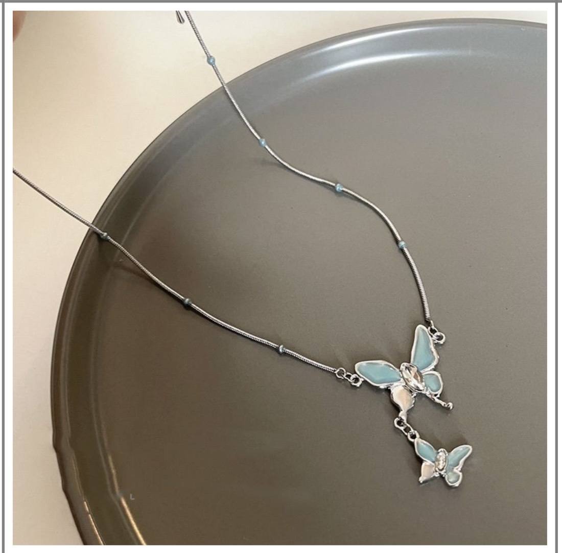 Dây Chuyền Bướm
