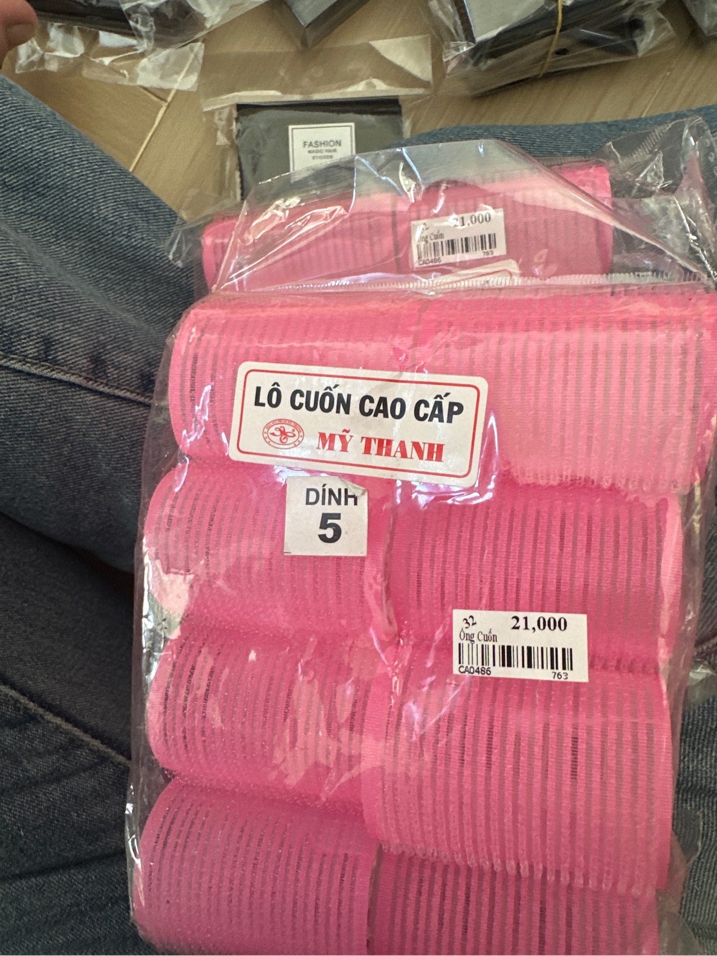 Lô Cuốn Tóc