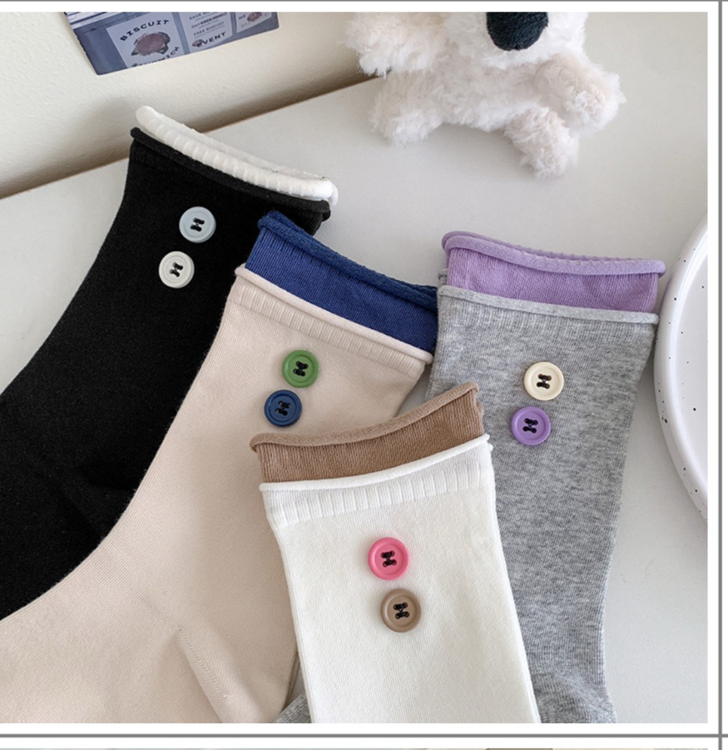 Vớ Cao Cổ Khuy Áo