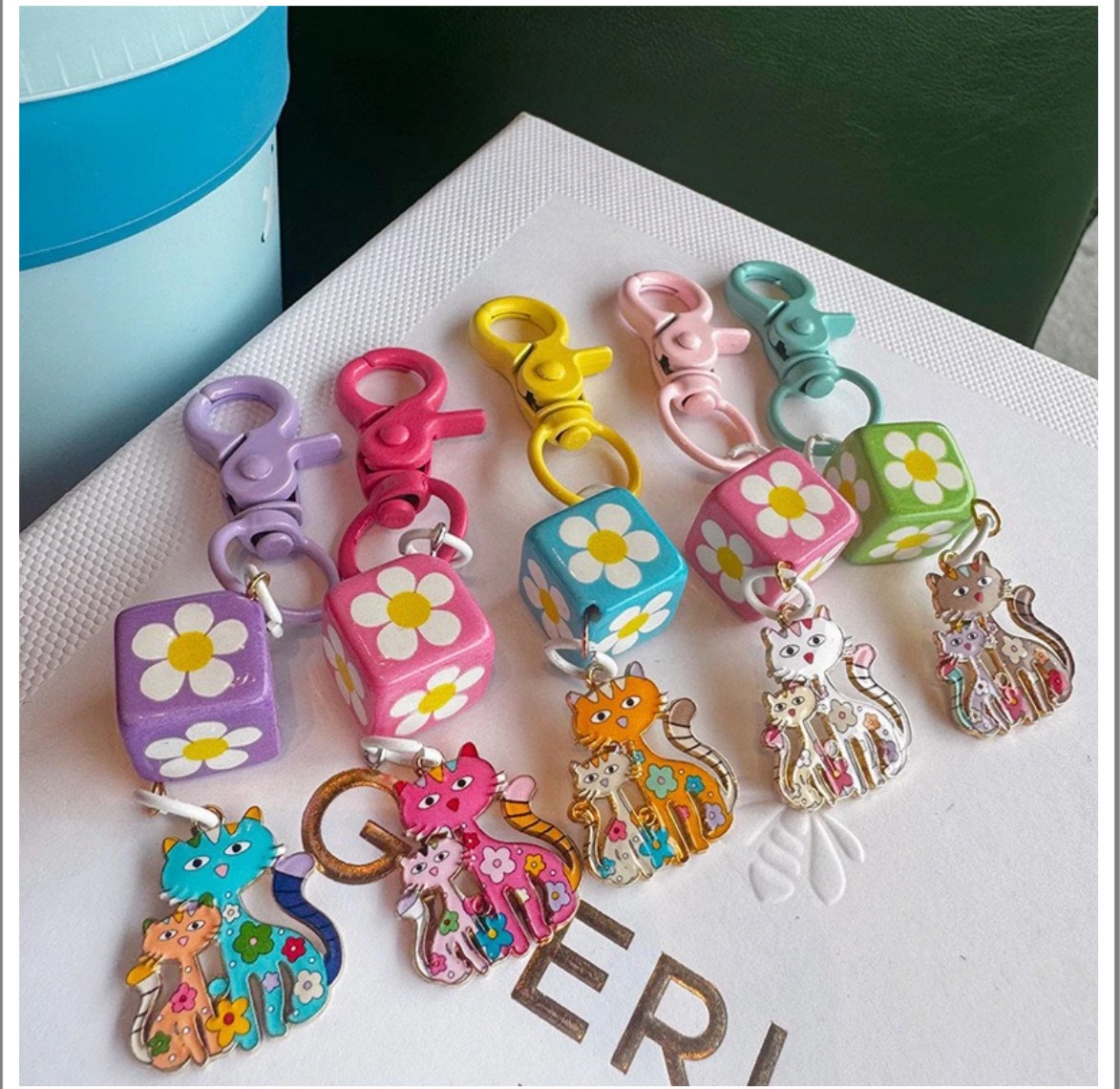 Móc Khoá Mèo Quý Tộc