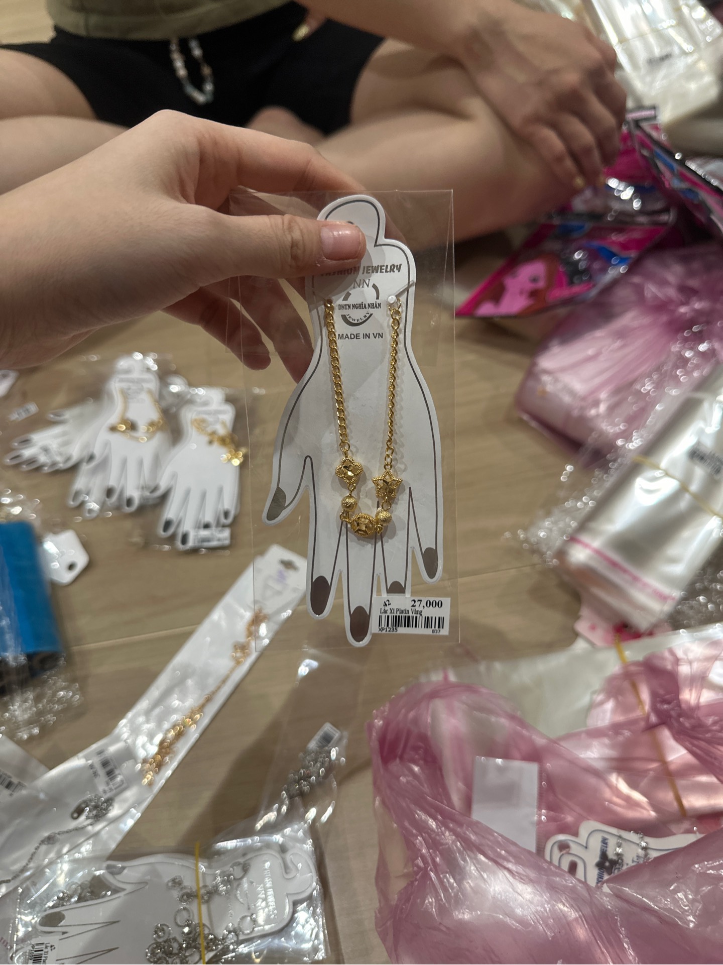 Lắc Tay Xi Plantin Vàng