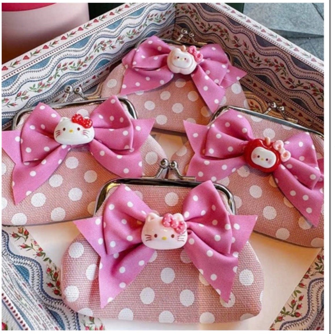 Ví Đựng Tiền Hello Kitty