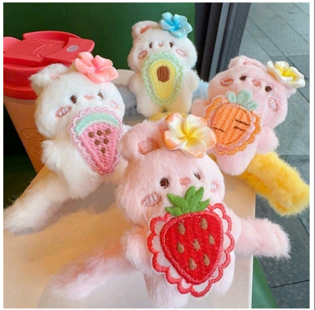 Kẹp Càng Cua Thỏ Trái Cây