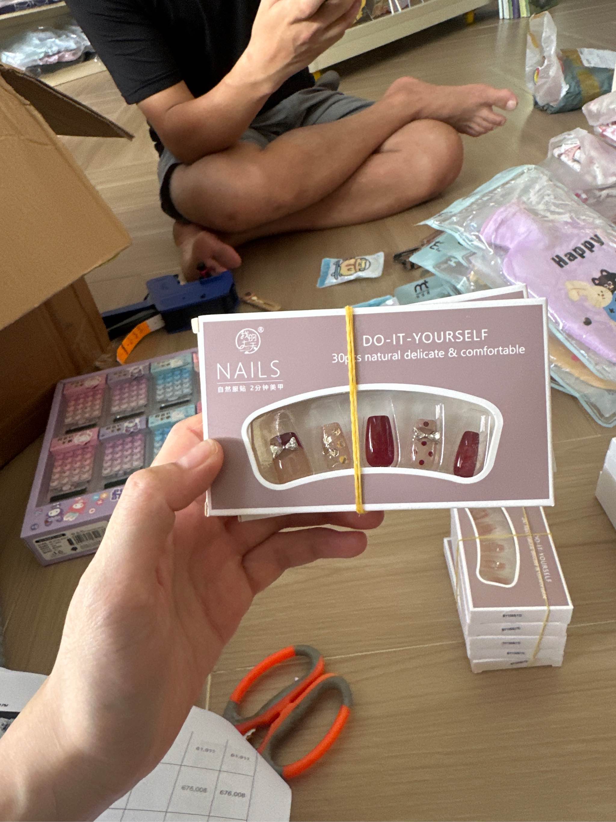 Nail (1 Hộp 30 Cái)