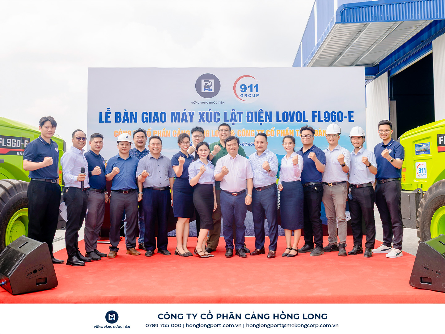 CẢNG HỒNG LONG NHẬN BÀN GIAO “MÁY XÚC LẬT ĐIỆN LOVOL FL960-E” ĐẦU TIÊN TẠI VIỆT NAM - TIÊN PHONG ỨNG DỤNG NĂNG LƯỢNG XANH TRONG VẬN HÀNH LOGISTICS