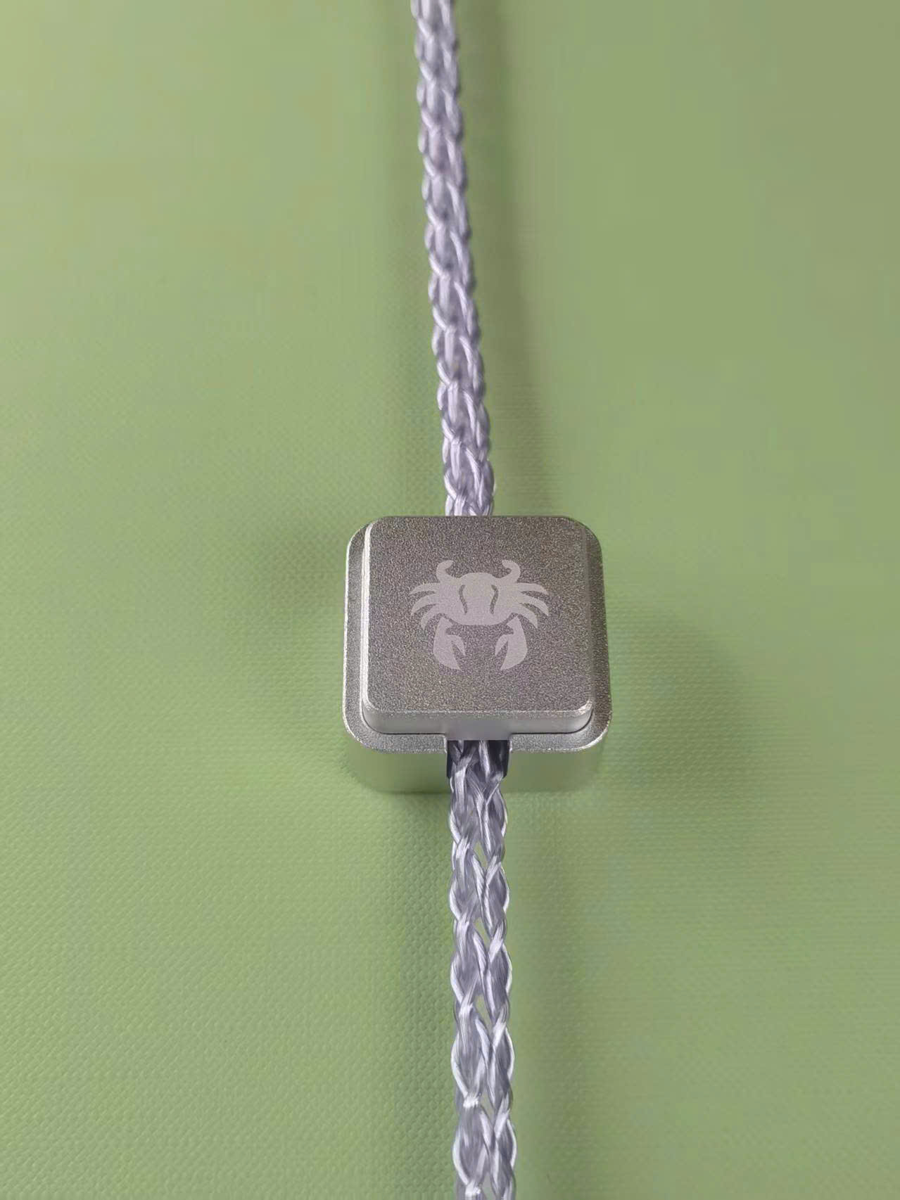 [Đã đóng GB] Hộp Kim Loại Cố Định Dây Cable Nam Châm Từ Tính