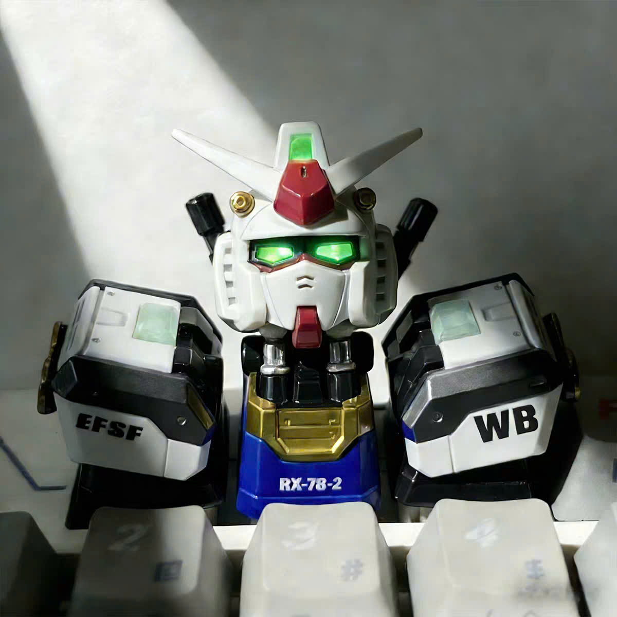 [Group Buy] Keycap Artisan Gundam RX-87 Khổng Lồ Chính Hãng NF