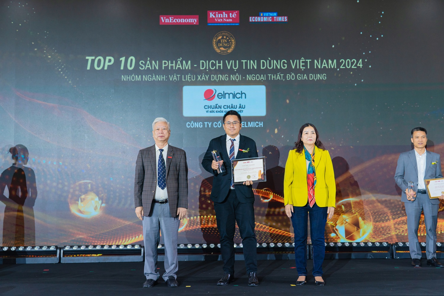 Elmich được vinh danh Top 10 Sản phẩm - Dịch vụ tin dùng Việt Nam 2024 với Bộ sưu tập Olive
