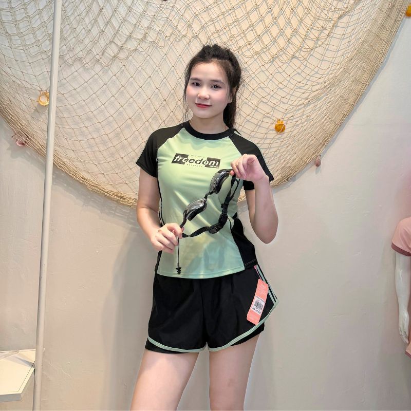 Bộ Đồ Bơi Thể Thao Nữ SwimBros S22 – Tay Ngắn, Quần Đùi 2 Lớp Tôn Dáng