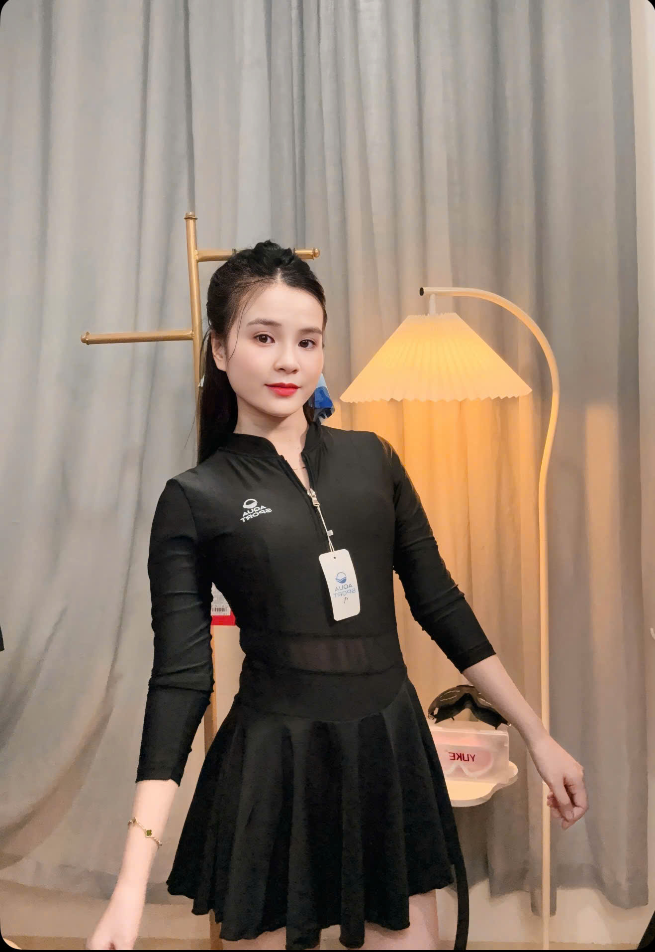 S48 - Đồ Bơi Nữ Dài Tay Dáng Váy Kín Đáo