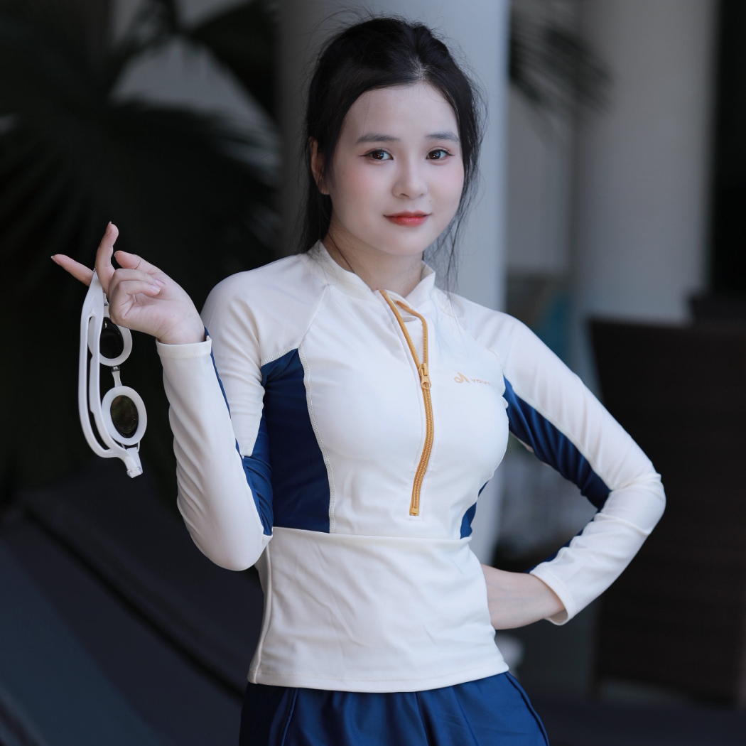 Bộ Đồ Bơi Nữ Tay Dài SwimBros S9 – Quần Đùi Che Bụng, Kín Đáo image 3