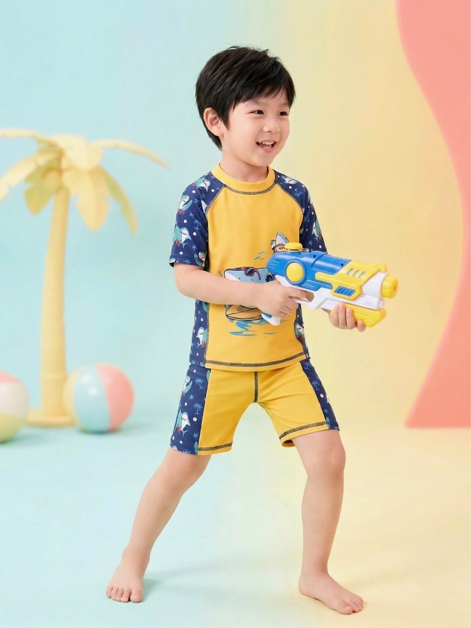 T32 set bơi bé trai tay ngắn quần đùi cá mập vàng image 5