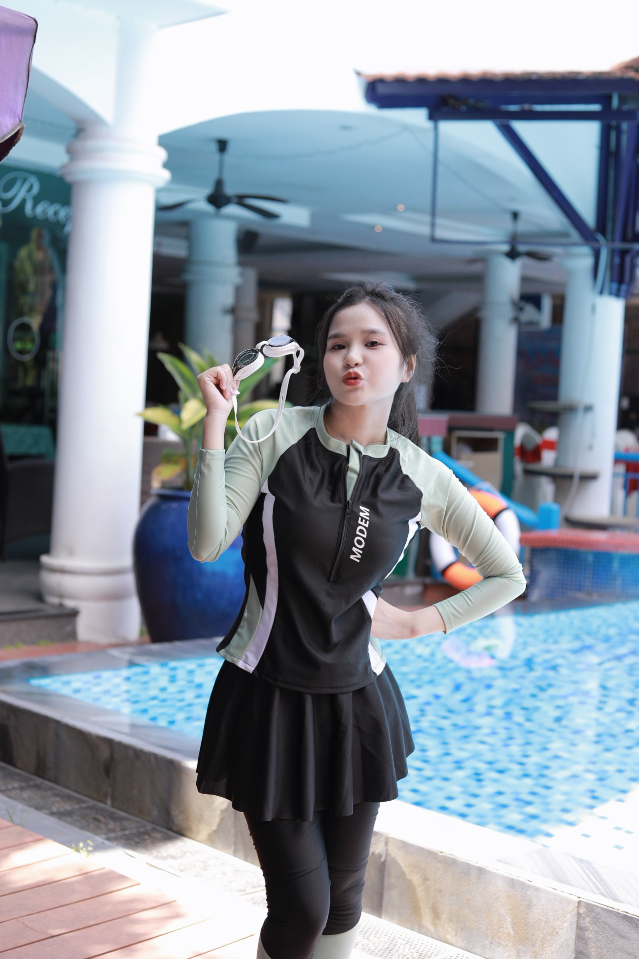 S11 - Bộ Bơi Chống Nắng Dáng Ôm Cao Cấp - Swimbros image 1
