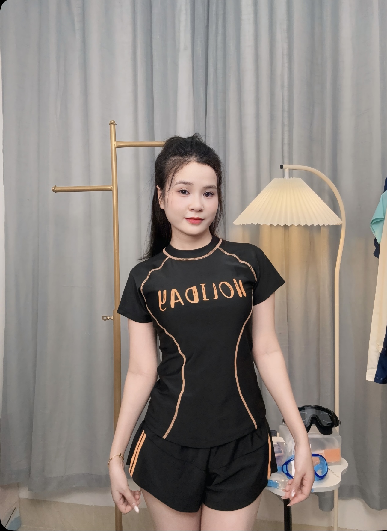 Bộ Đồ Bơi Thể Thao Nữ SwimBros S38 – Tay Ngắn Quần Đùi, Co Giãn 4 Chiều, Phong cách