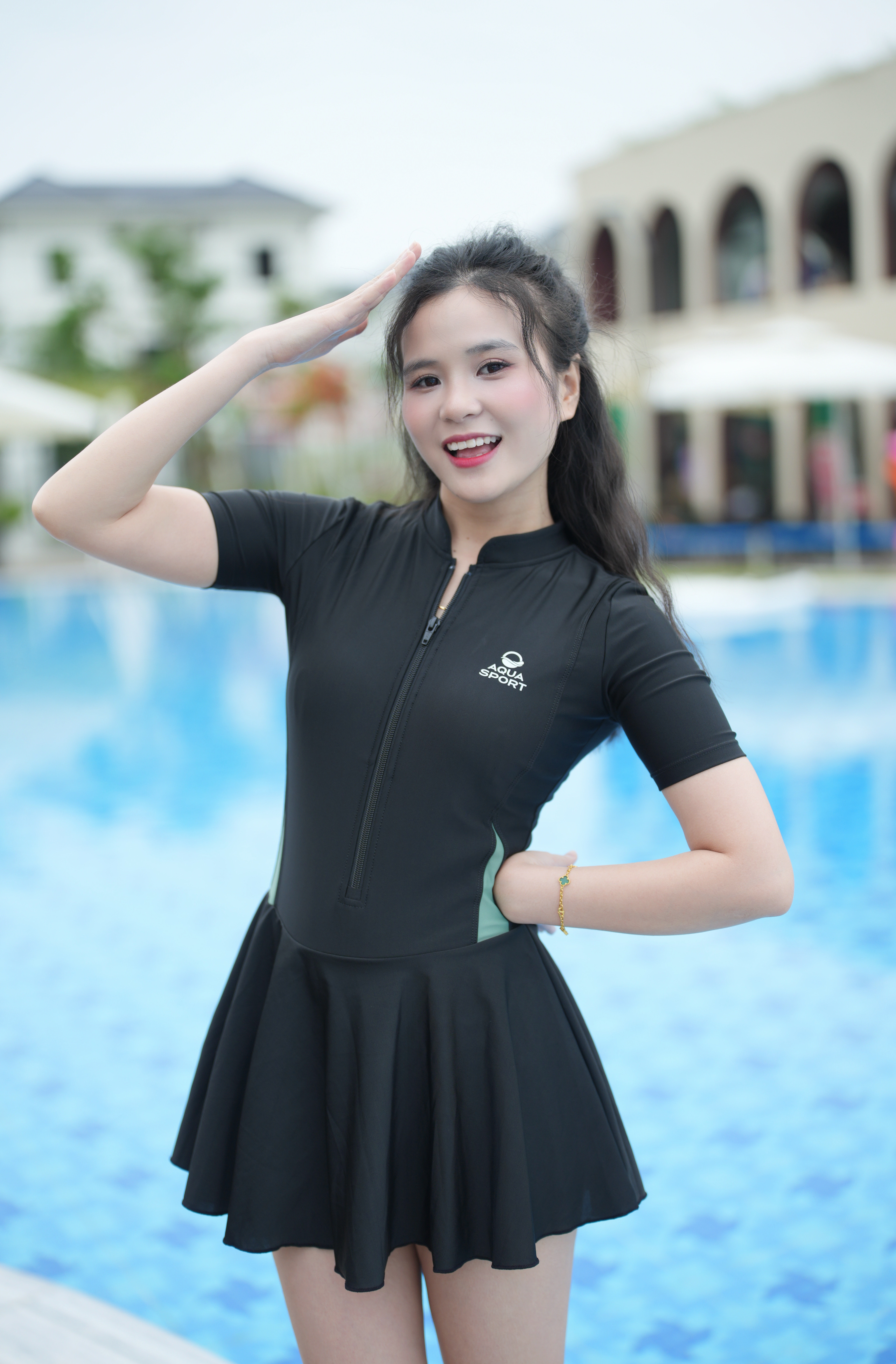 S39 Váy Bơi Liền Thể Thao Nữ Swimbros Tay Ngắn - Có Khóa Zip Kháng Tia UV Tôn Dáng