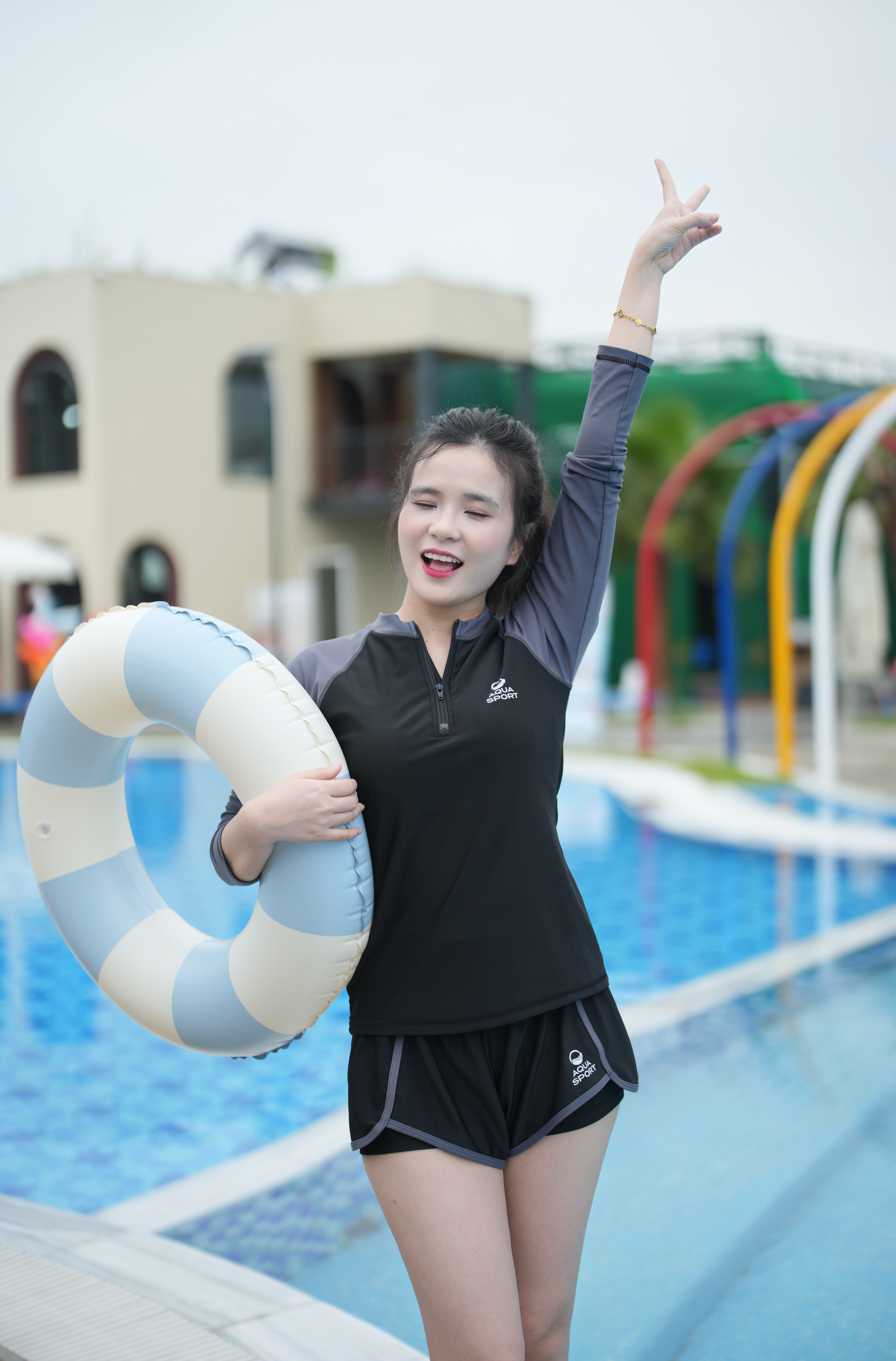 S34 Bộ Đồ Bơi Nữ Thể Thao Swimbros - Áo Dài Tay Chống Nắng Phối Quần Đùi Kép image 3