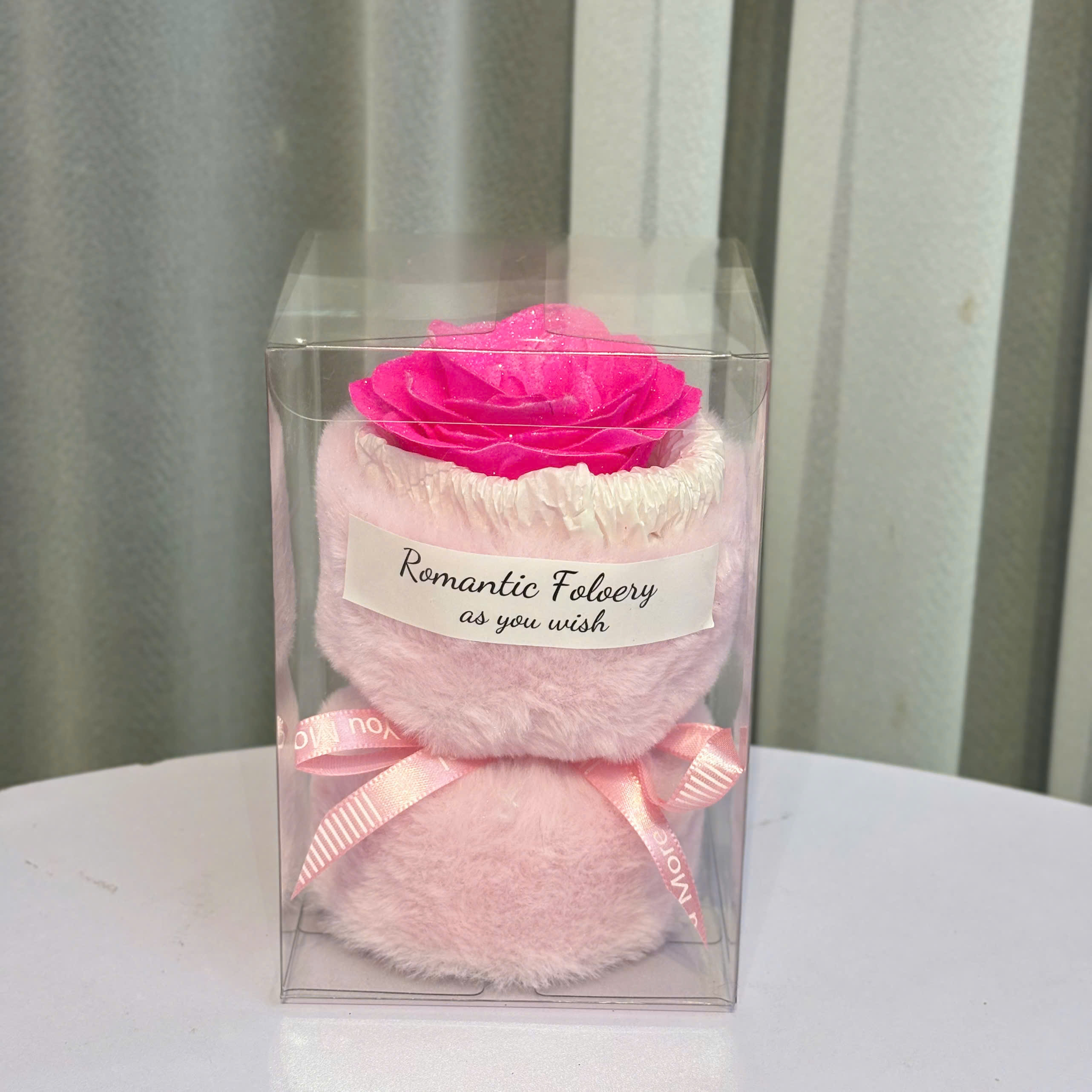 Bó hoa mini quà tặng người thương bạn bè nhâm dịp sinh nhật n gày lễ. set hoa kèm hộp siêu cute