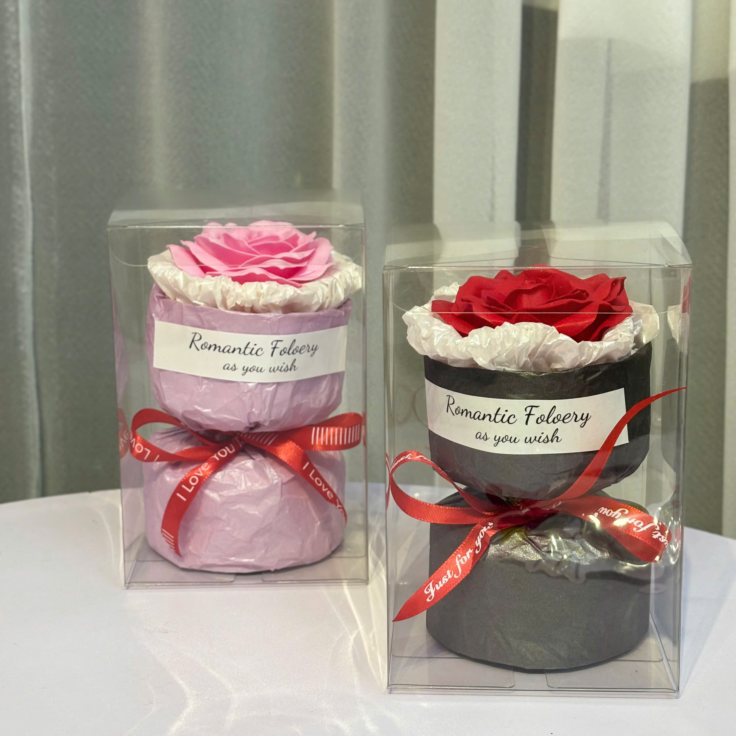 Bó hoa mini quà tặng người thương bạn bè nhâm dịp sinh nhật n gày lễ. set hoa kèm hộp siêu cute