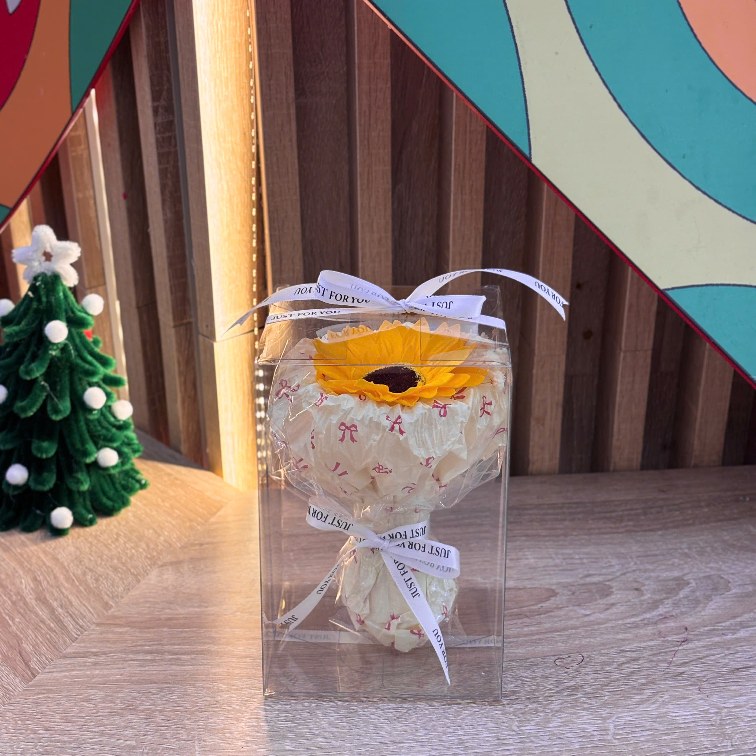 Bó hoa mini quà tặng người thương bạn bè nhâm dịp sinh nhật n gày lễ. set hoa kèm hộp siêu cute