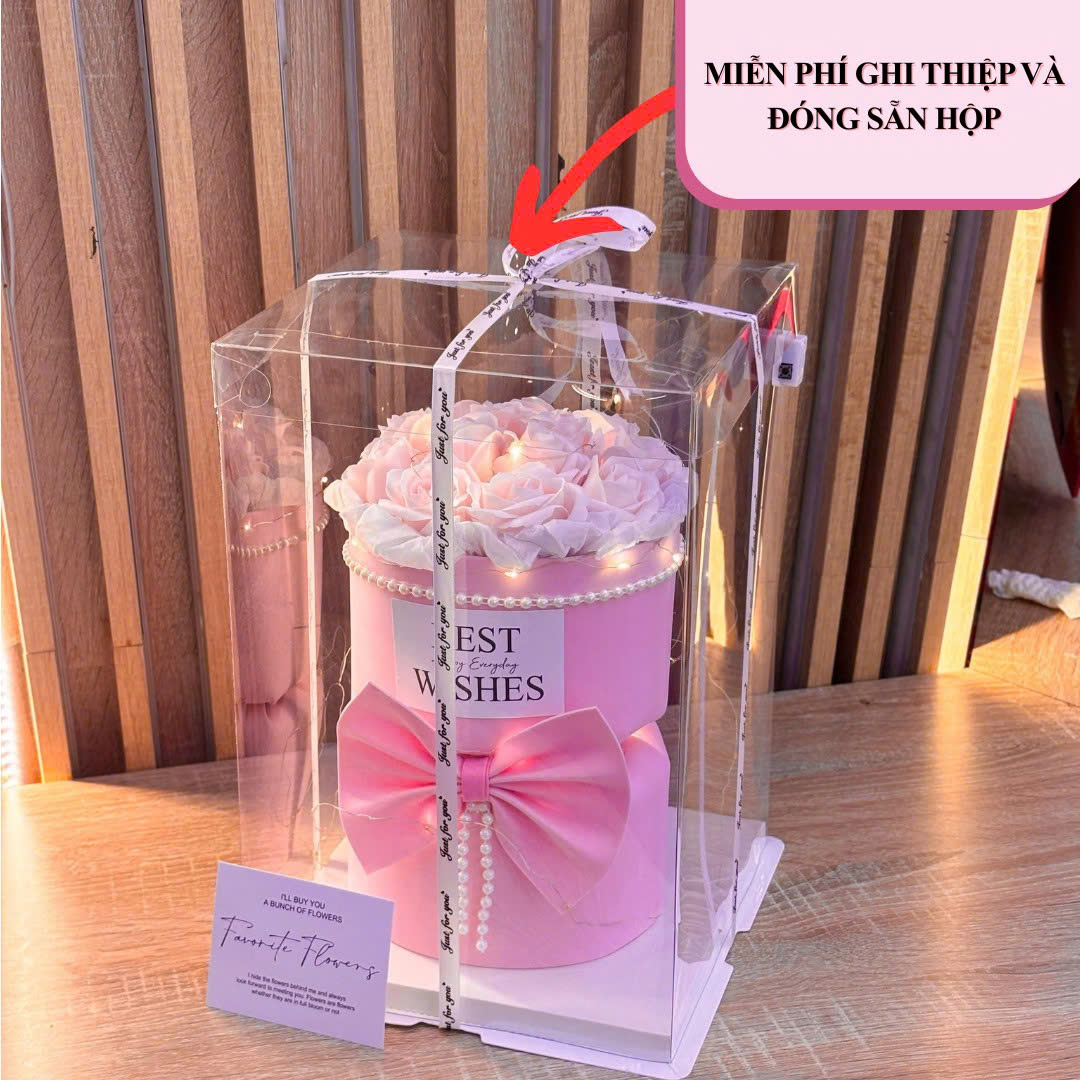Bó hoa sáp kèm hộp mika siêu dễ thương làm quà tặng bạn bè người yêu
