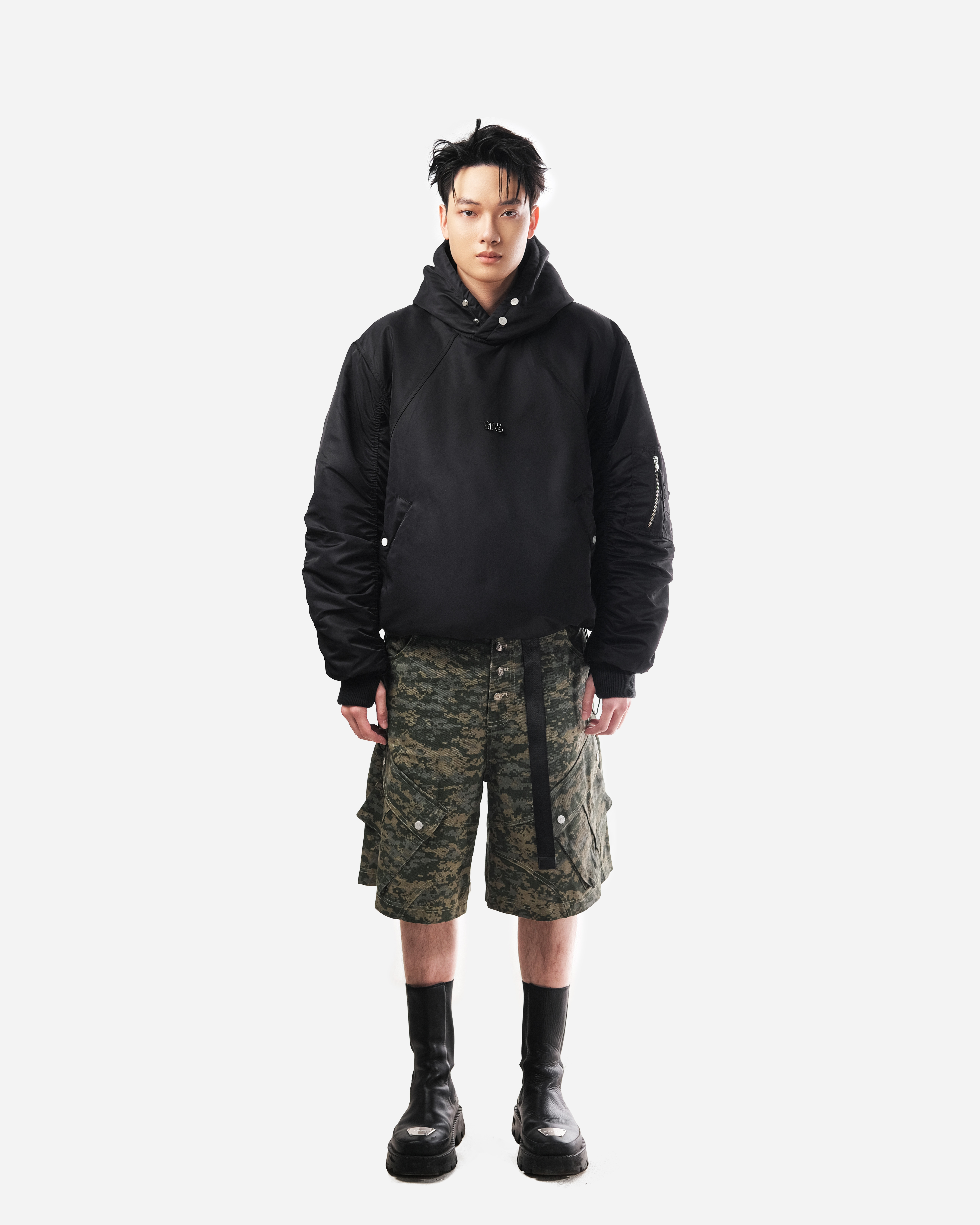 BOMBER HOODIE - BLACK