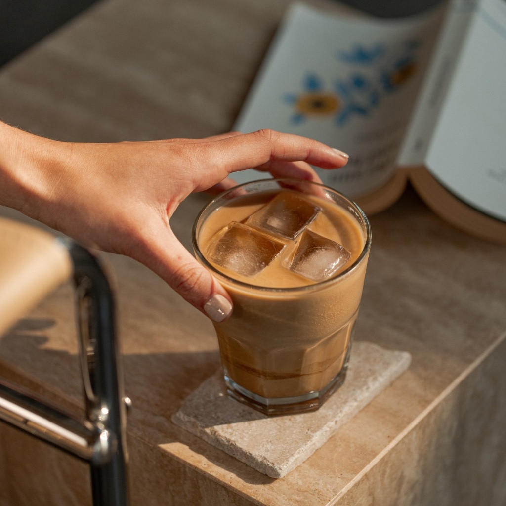 HỘP 10 GÓI CÀ PHÊ AVALANCHE Coffee Sticks, Caramel Latte/Cappuccino/Flat White/Mochaccino, 160g