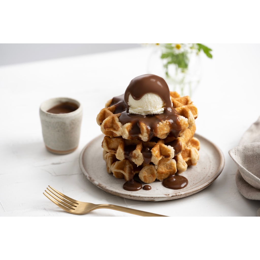 SỐT SOCOLA KHÔNG ĐƯỜNG Queen Chocolate Fudge Sugar Free Topping, 355ml